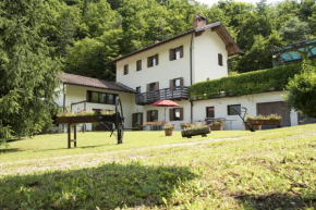 Гостиница Agriturismo Maso Rocca  Ала